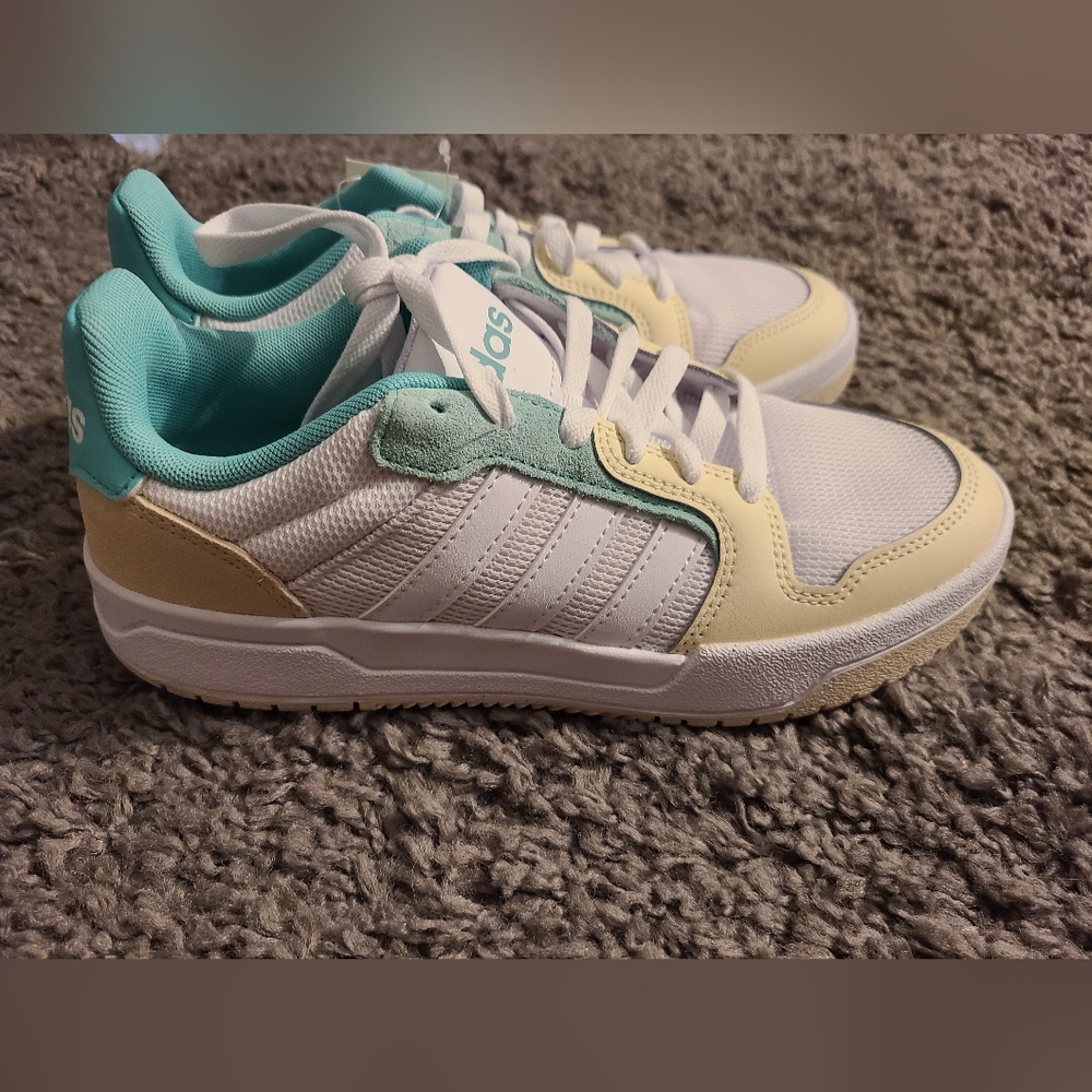 Adidas neo entrap